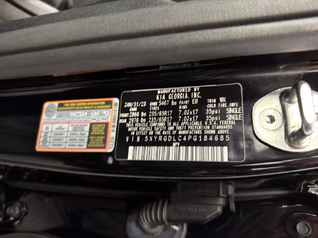 2023 Kia Sorento LX