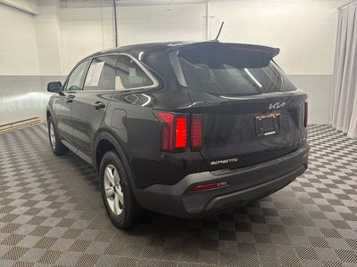 2023 Kia Sorento LX
