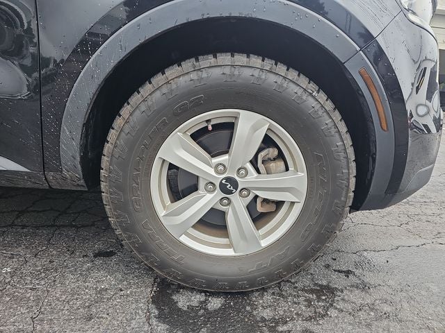 2023 Kia Sorento LX
