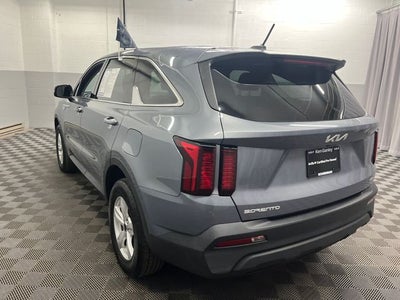 2023 Kia Sorento LX