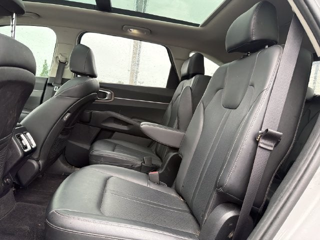 2022 Kia Sorento EX