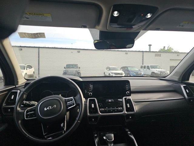 2023 Kia Sorento X-Line EX
