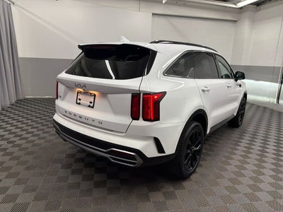 2022 Kia Sorento SX