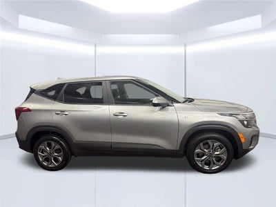 2024 Kia Seltos LX