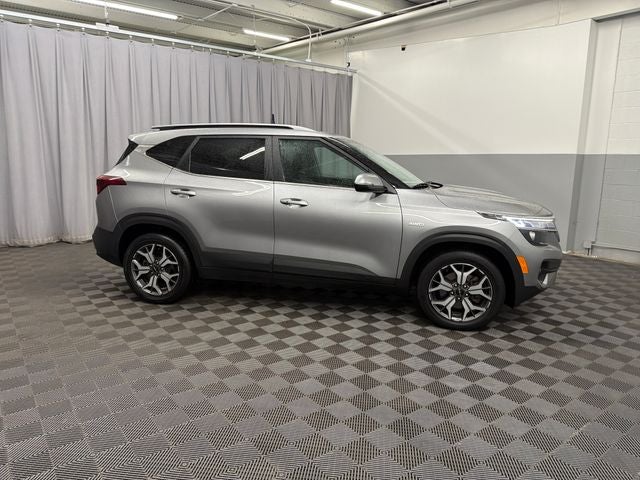 2022 Kia Seltos EX