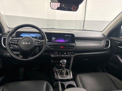 2025 Kia Seltos EX