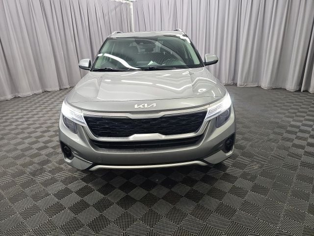 2023 Kia Seltos EX