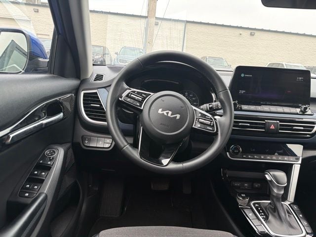 2022 Kia Seltos S