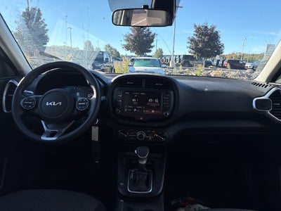 2024 Kia Soul LX